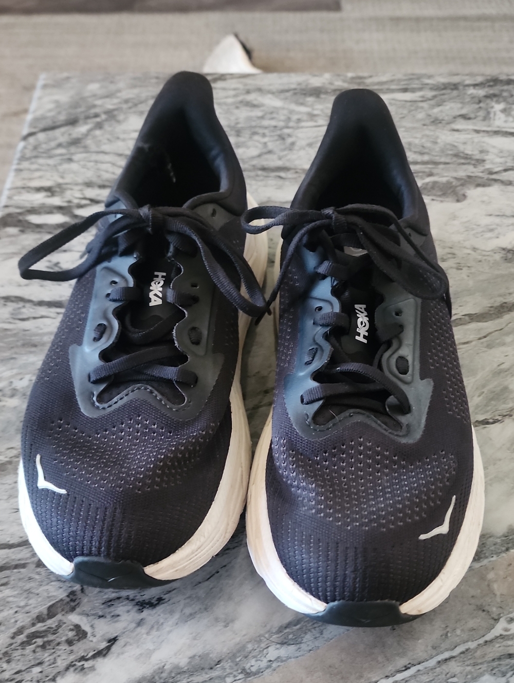 Hoka Arahi 7 Black Running/Walking Shoes Sneaker Mens Size 8.5 Wide